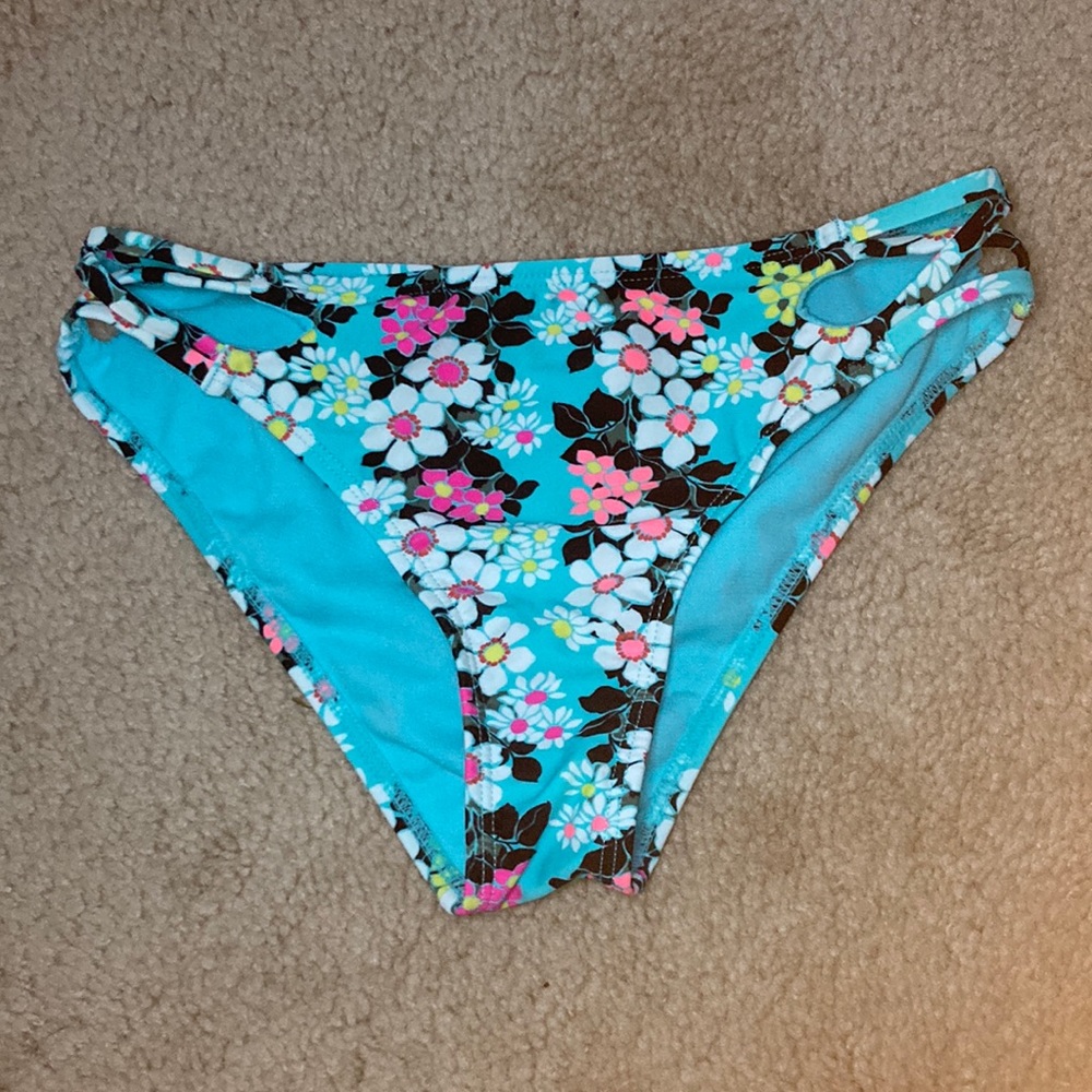 bikini bottom